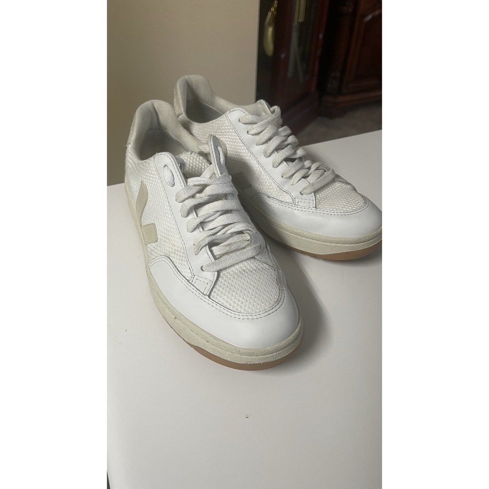 VEJA V-12 B-Mesh Sneakers Womens 7 EU 38 White Natural Gum Sole Shoes